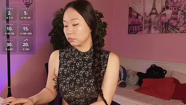 Snapshot of Inari_Okami_ chatting on May 2026 03:25:02 PM Inari Okami online show from May 2026 03:25:02 PM