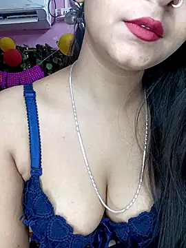 Diamond queeen online show from September 2025 08:36:02 PM