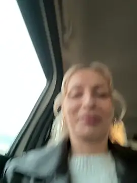 Diamond Bunny  online show from March 2026 03:44:01 PM