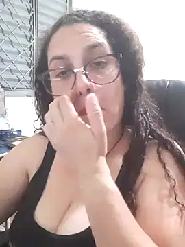 litha luna online show from December 2024 02:41:02 AM