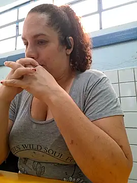 litha luna online show from December 2025 01:06:01 PM