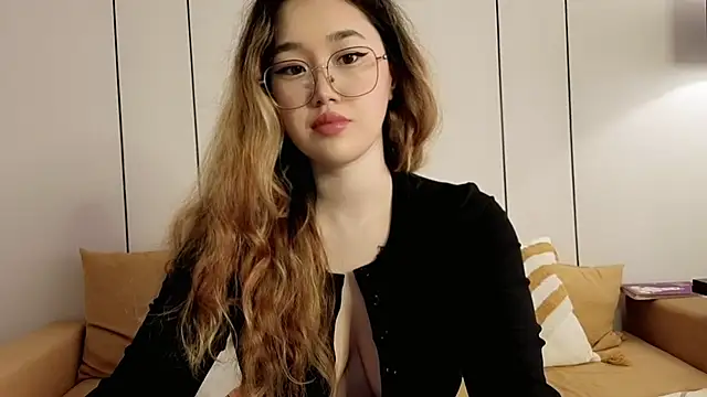 Jennatyan online show from April 2026 05:32:01 AM