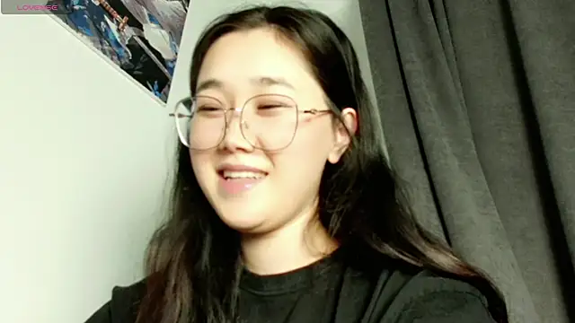 Snapshot of Jennatyan chatting on March 2025 04:14:02 PM Jennatyan online show from March 2025 04:14:02 PM