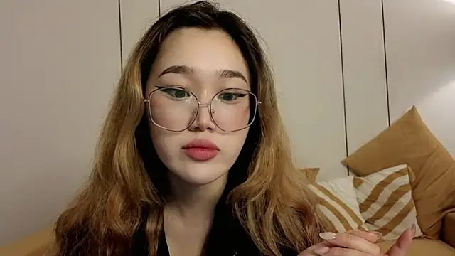 Jennatyan online show from March 2026 04:53:01 AM