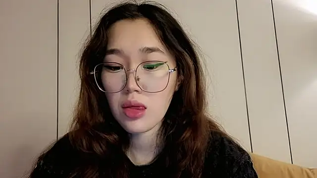 Jennatyan online show from May 2026 04:19:02 AM