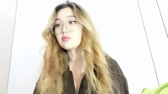 Snapshot of Jennatyan chatting on January 2026 10:10:02 AM Jennatyan online show from January 2026 10:10:02 AM