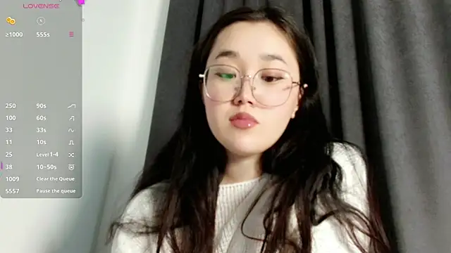 Snapshot of Jennatyan chatting on March 2025 05:23:02 PM Jennatyan online show from March 2025 05:23:02 PM