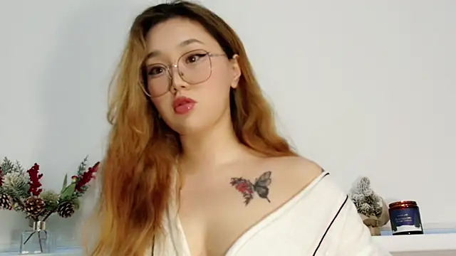 Snapshot of Jennatyan chatting on November 2025 10:59:02 AM Jennatyan online show from November 2025 10:59:02 AM