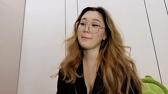 Snapshot of Jennatyan chatting on January 2026 01:29:01 PM Jennatyan online show from January 2026 01:29:01 PM