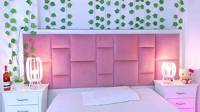 Snapshot of kaily_sweet1 chatting on June 2026 11:26:02 AM kaily sweet1 online show from June 2026 11:26:02 AM