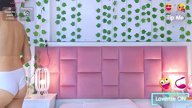 kaily sweet1 online show from April 2026 11:25:02 AM