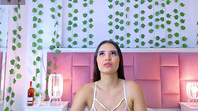 Snapshot of kaily_sweet1 chatting on July 2026 11:18:02 AM kaily sweet1 online show from July 2026 11:18:02 AM