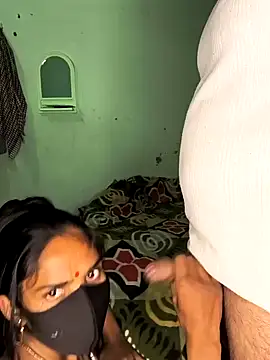 cute simmy0 online show from December 2024 04:30:02 PM