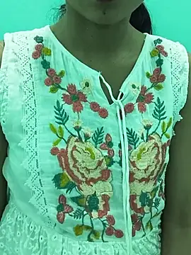 cute simmy0 online show from June 2026 09:53:02 PM