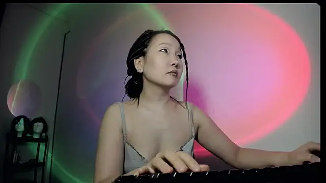 himeros goddess online show from January 2025 02:42:02 AM