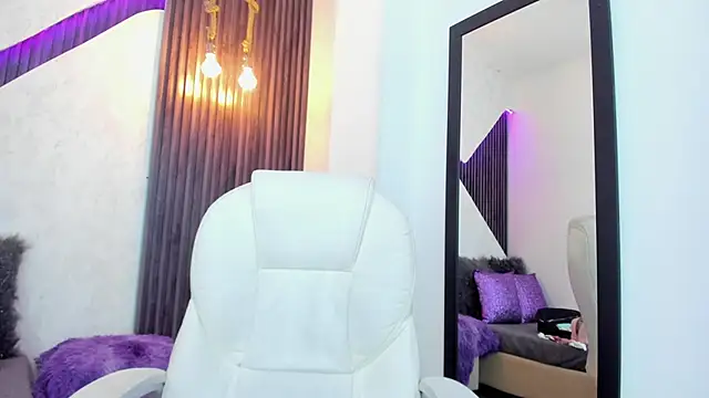 laurin clauz  online show from September 2025 03:45:02 PM