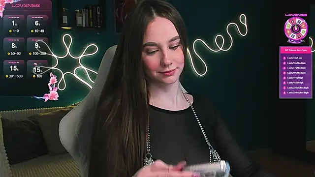 katie taylorr online show from September 2025 09:32:02 PM