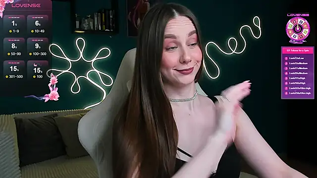 katie taylorr online show from November 2025 11:09:02 PM