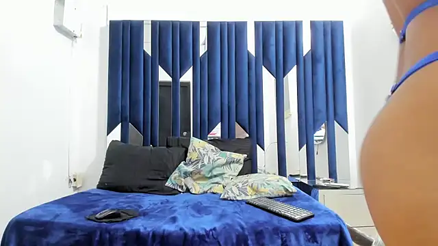 Snapshot of Milanxht chatting on December 2025 04:35:02 PM Milanxht online show from December 2025 04:35:02 PM