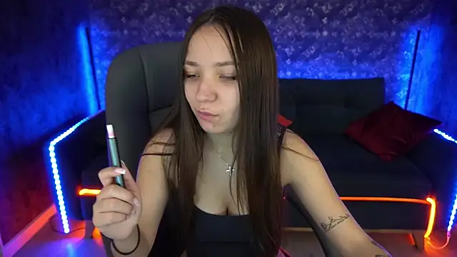 Snapshot of ElysLunar chatting on February 2025 04:35:02 PM ElysLunar online show from February 2025 04:35:02 PM