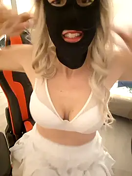 Hexe12346 online show from February 2026 05:01:01 PM