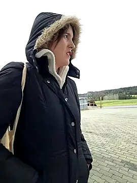 Hexe12346 online show from March 2025 03:58:02 PM