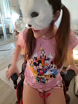 Hexe12346 online show from April 2026 05:31:02 AM