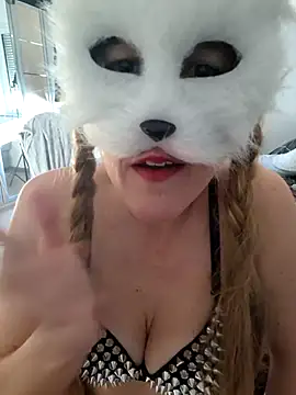 Hexe12346 online show from March 2026 06:29:02 AM