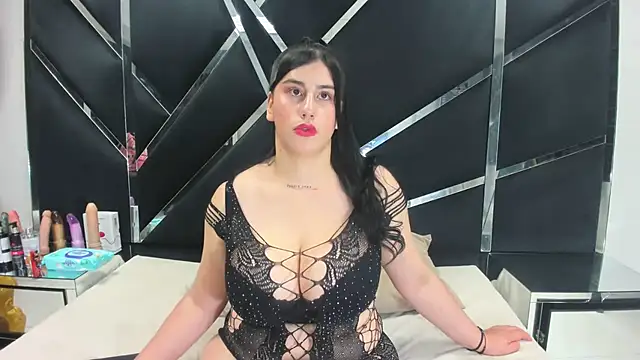 Snapshot of Criistaal_ chatting on March 2026 04:30:01 AM Criistaal online show from March 2026 04:30:01 AM