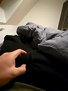 henrylawren6 online show from December 2024 07:48:02 PM