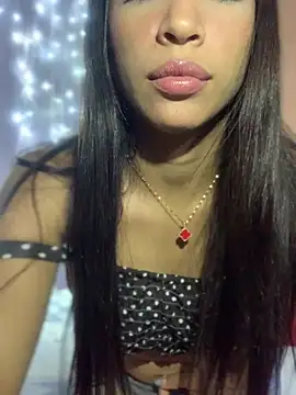 Snapshot of Nicole_cute1 chatting on February 2025 05:20:02 AM Nicole cute1 online show from February 2025 05:20:02 AM