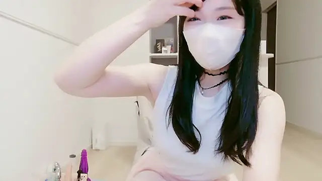 IORio2 online show from December 2025 06:53:01 PM