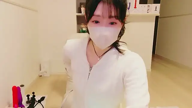 IORio2 online show from April 2026 08:01:02 PM