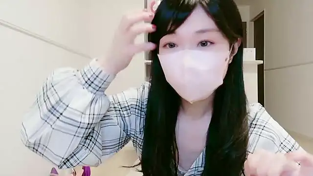 IORio2 online show from December 2025 08:11:01 PM