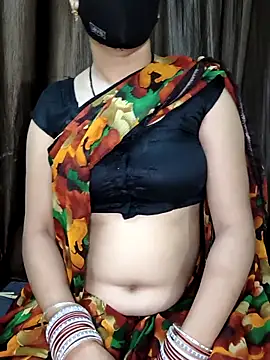 kaveerpooja947 online show from October 2025 04:30:01 PM