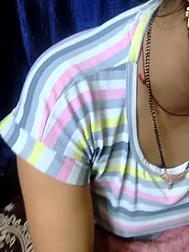 kaveerpooja947 online show from December 2025 07:24:02 AM