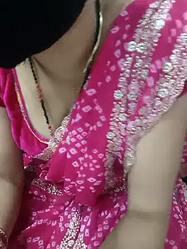 kaveerpooja947 online show from April 2026 05:40:01 PM