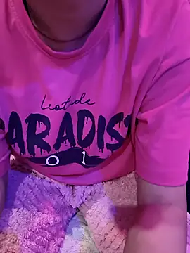 kaveerpooja947 online show from November 2025 06:23:02 PM