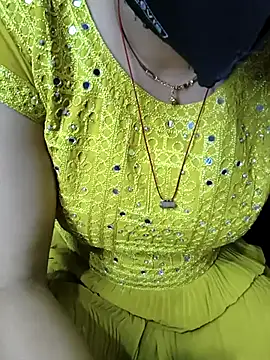 kaveerpooja947 online show from February 2026 04:47:01 PM