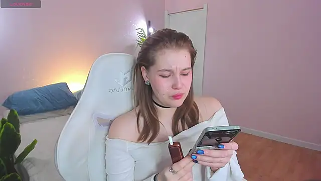 Colleen Blake online show from February 2026 04:48:01 PM