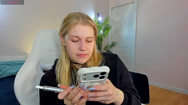 Colleen Blake online show from May 2026 05:10:02 PM
