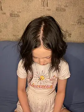 Snapshot of lalallalalaa- chatting on November 2025 03:16:02 PM lalallalalaa- online show from November 2025 03:16:02 PM