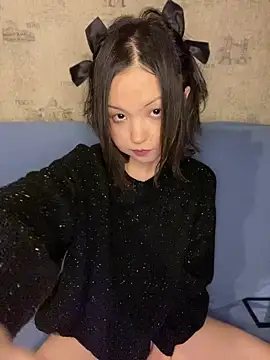 Snapshot of lalallalalaa- chatting on October 2025 03:22:01 PM lalallalalaa- online show from October 2025 03:22:01 PM