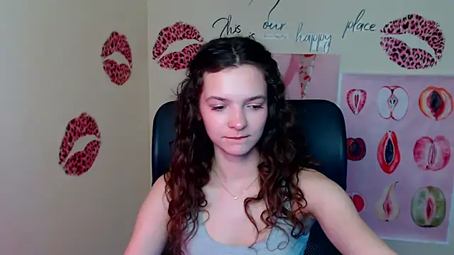  SusieSu  online show from March 2026 12:18:01 PM