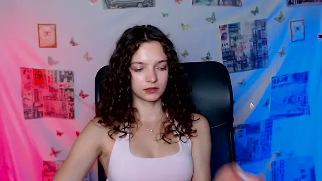  SusieSu  online show from June 2026 06:13:01 PM