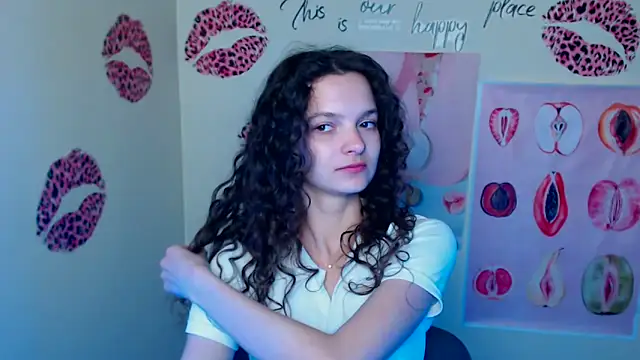  SusieSu  online show from March 2026 06:43:01 PM