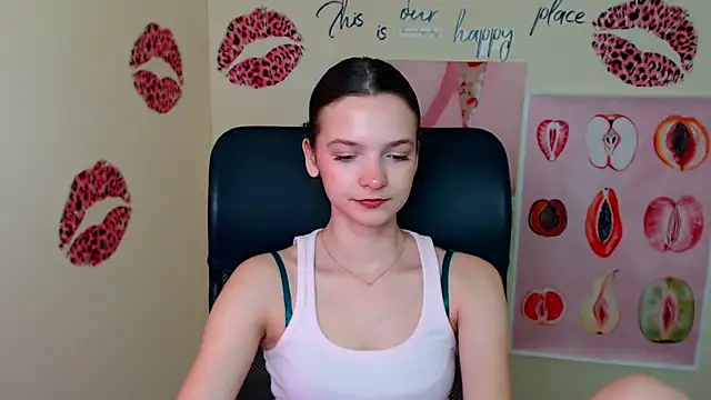  SusieSu  online show from April 2026 12:23:01 PM