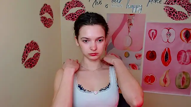  SusieSu  online show from March 2026 01:49:02 PM