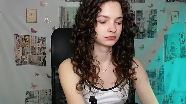  SusieSu  online show from April 2026 12:36:01 PM