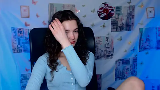  SusieSu  online show from May 2026 06:18:01 AM